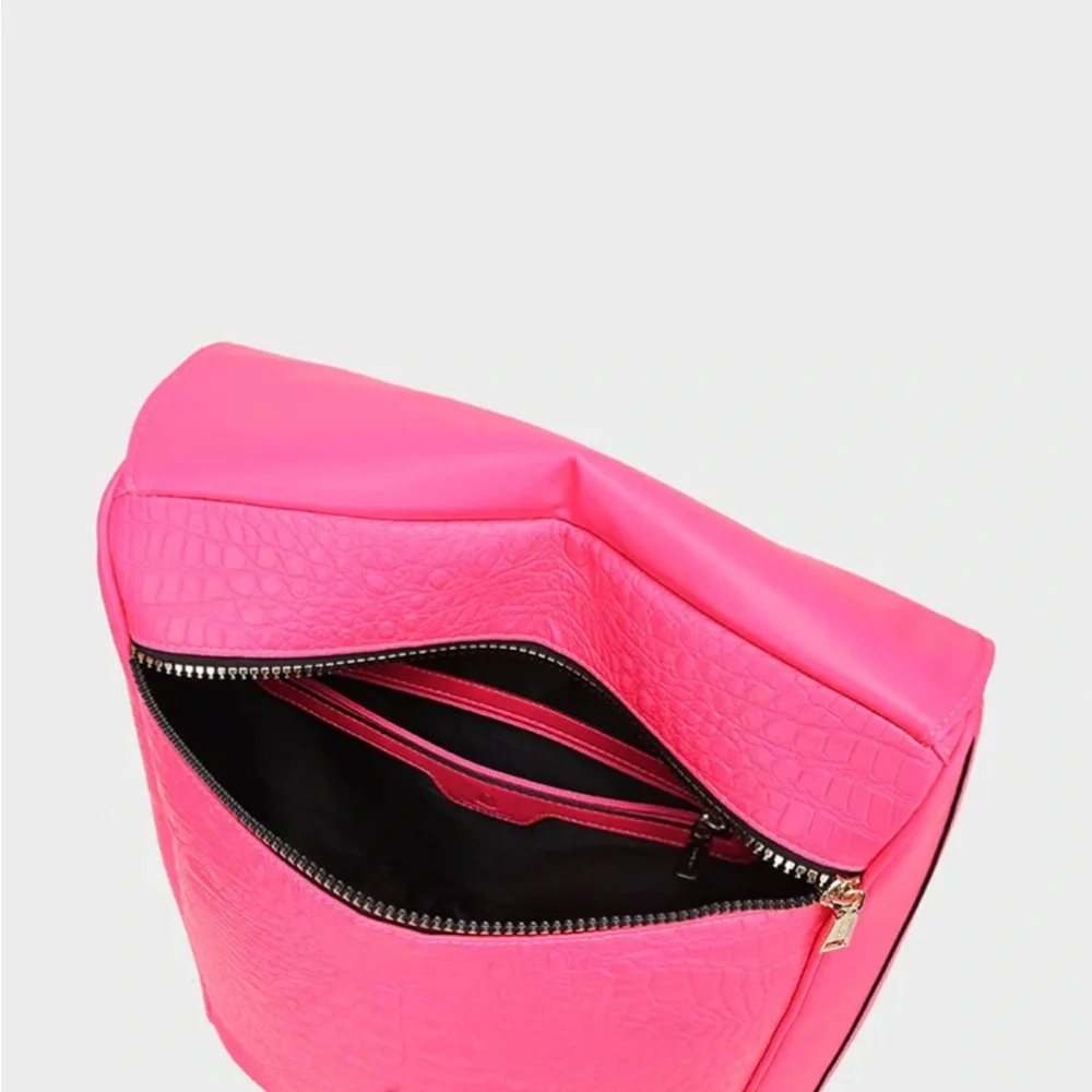 Tote&Carry vibrant hot